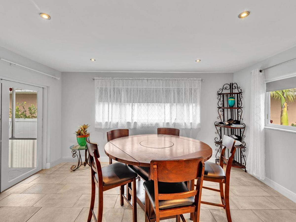 הוליווד Supervilla - 3Br/2Ba - Pool - Walk To Beach מראה חיצוני תמונה