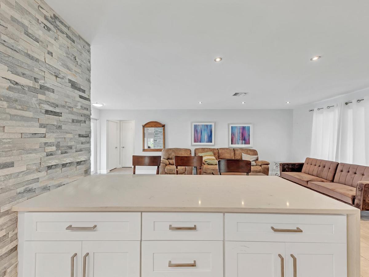 הוליווד Supervilla - 3Br/2Ba - Pool - Walk To Beach מראה חיצוני תמונה